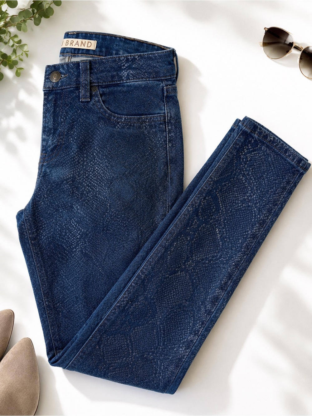 J Brand Boa Print Coated Skinny Jeans 25 Blue Snake Print Stretch Denim